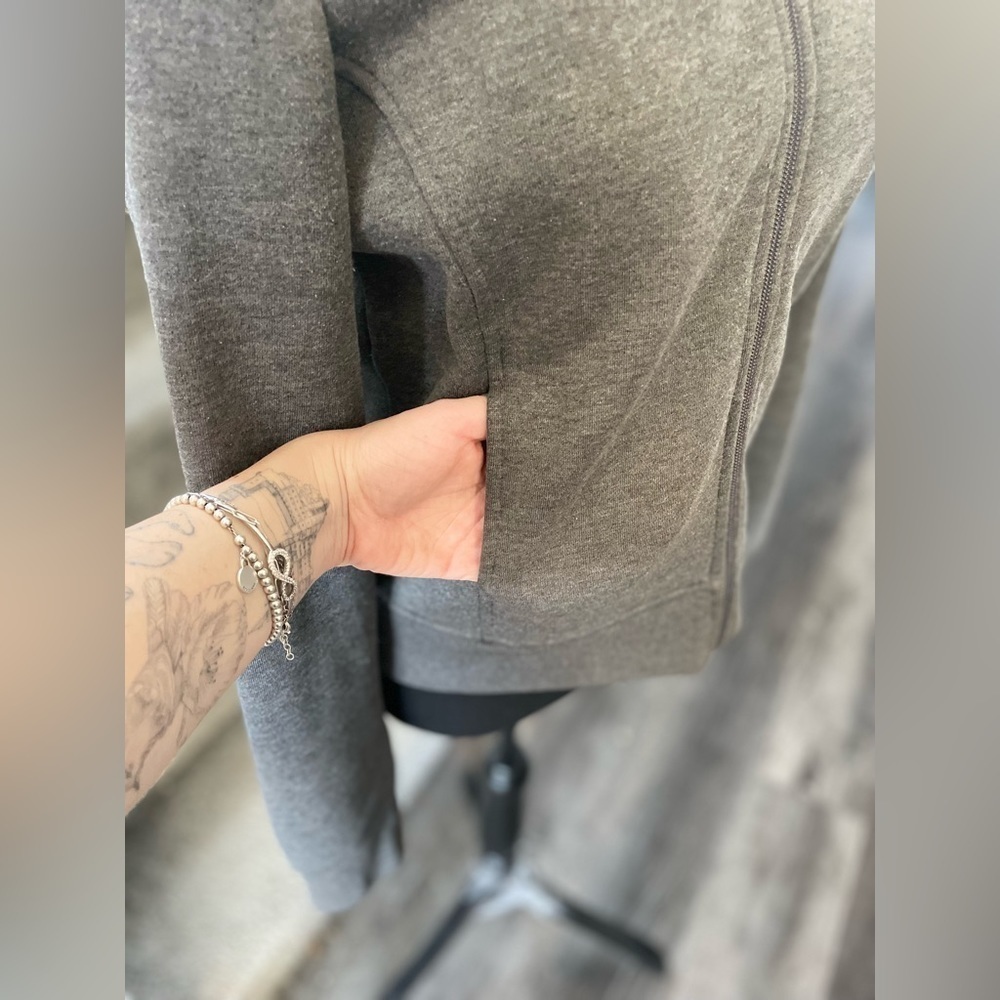Roots Classic Women’s Zip Up Hoodie Grey with Cargo Pocket Size L​​​​​​​​​​ - Picture 3 of 8